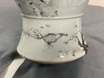 A Chinese qianjiang cai vase with butterfly-shaped ornaments, 19th C.